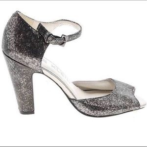 Anne Klein Akhenrika heels 👠 👠